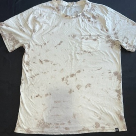 White tie-dye splatter,Size large.threads 4 thought - Picture 4 of 4